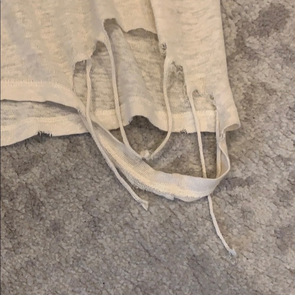 Iro linen tee cream white color distressed. - Picture 2 of 5